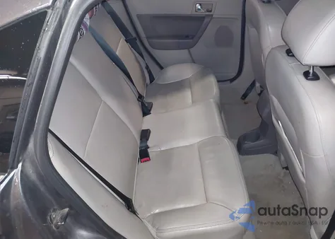 2010 Ford Focus Sel from USA, damaged, VIN 1FAHP3HN2AW149451